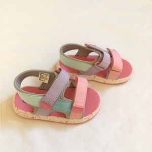 Toddler girl pink Velcro sandals